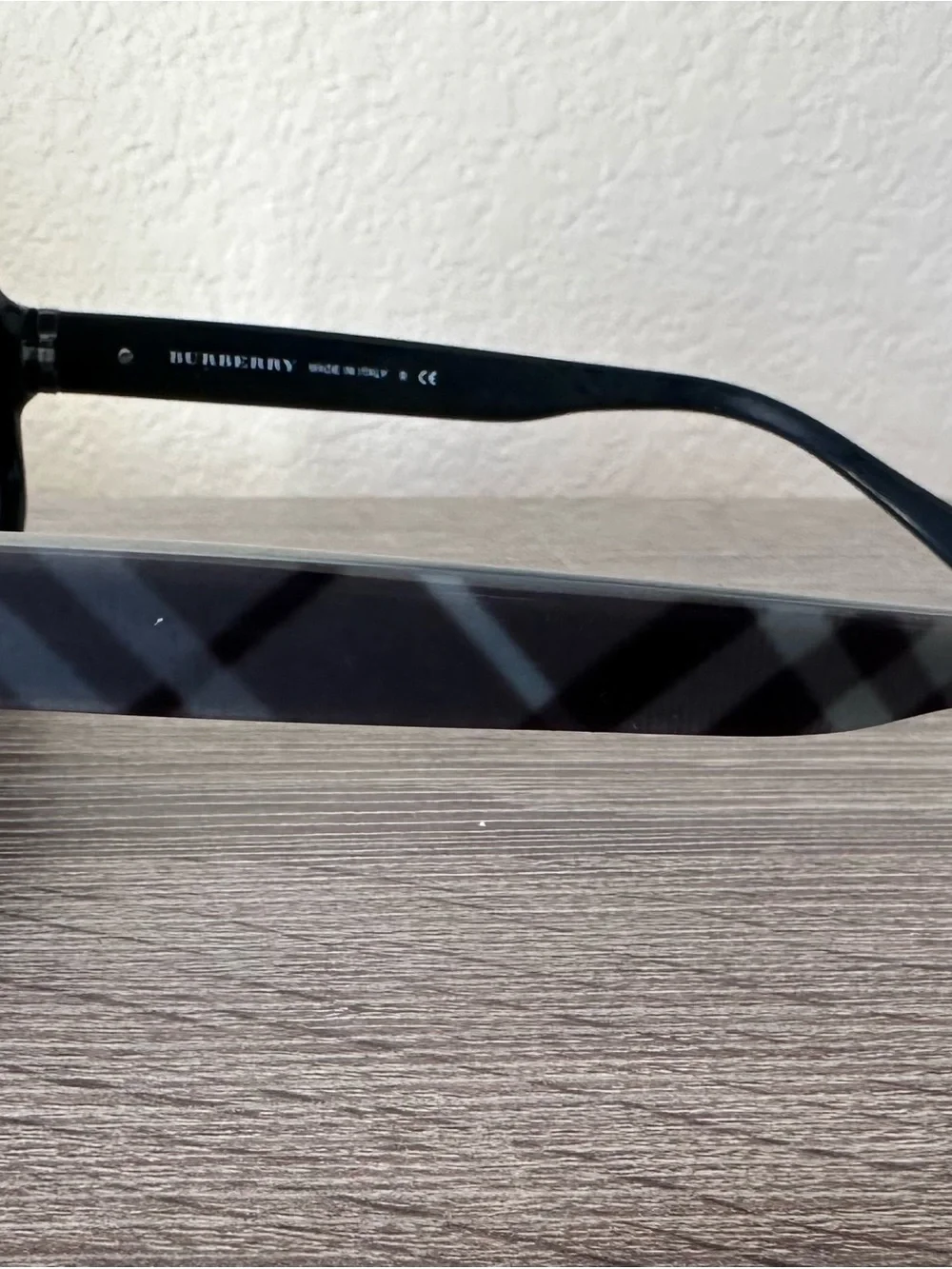 NWT Burberry B 4091 3001/87 Authentic Black Sunglasses with Plaid Case & Papers